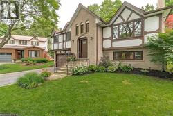 39 WAGONERS Trail Guelph, ON N1G 3M9