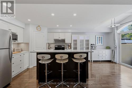 355 Celtic Ridge Crescent, Ottawa, ON - Indoor Photo Showing Kitchen