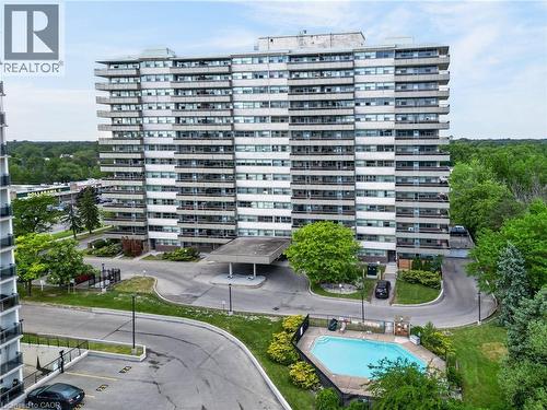 215 GLENRIDGE Avenue Unit# 1201  St. Catharines, ON L2T 3J7