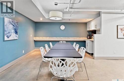 902 320 5Th Avenue N, Saskatoon, SK - Indoor Photo Showing Dining Room