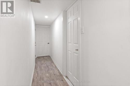 LF - 149 SEPTONNE AVENUE , Newmarket, Ontario L3Y 2W4 3