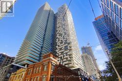 3505 - 20 LOMBARD STREET  Toronto, ON M5C 0A7