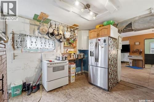 450 Y Avenue S, Saskatoon, SK - Indoor Photo Showing Kitchen