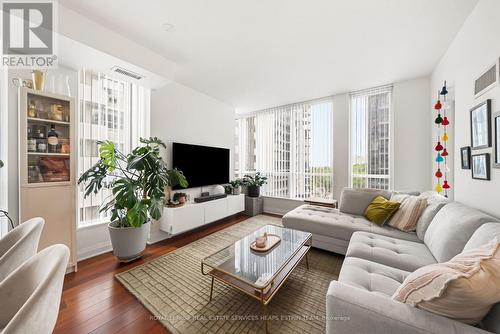 704 - 83 Redpath Avenue, Toronto, ON - Indoor Photo Showing Living Room