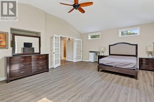 2300 County Road 32, Front Of Leeds & Seeleys Bay, ON - Indoor Photo Showing Bedroom