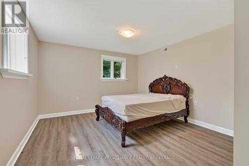 2300 County Road 32, Front Of Leeds & Seeleys Bay, ON - Indoor Photo Showing Bedroom