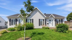 141 Rue Laurelou  Québec (Beauport), QC G1C 7L1