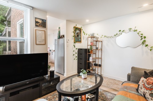 Living Room - 524 Rue St-Philippe, Montréal (Le Sud-Ouest), QC - Indoor Photo Showing Living Room