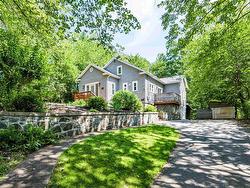 29 Doyle Street  Bedford, NS B4A 1K4