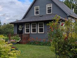 1737 IONA Road  Belfast, PE C0A 1A0