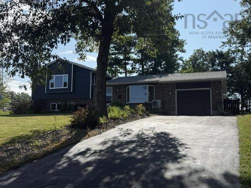 254 Hollingsworth Drive  Bridgewater, NS B4V 3V2