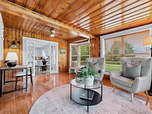 117 Dill Road, Currys Corner, NS - Indoor Photo Showing Living Room