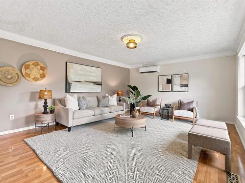 117 Dill Road, Currys Corner, NS - Indoor Photo Showing Living Room