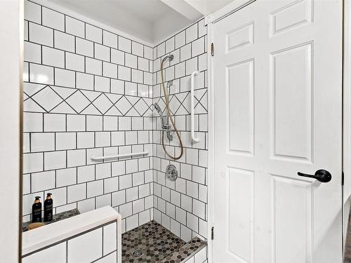 117 Dill Road, Currys Corner, NS - Indoor