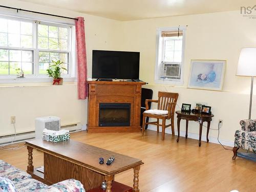 105 Park Street, Truro, NS - Indoor Photo Showing Living Room With Fireplace