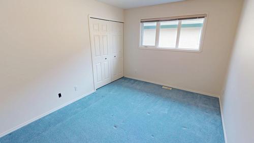 34-1401 Willowbrook Drive, Cranbrook, BC - Indoor Photo Showing Other Room