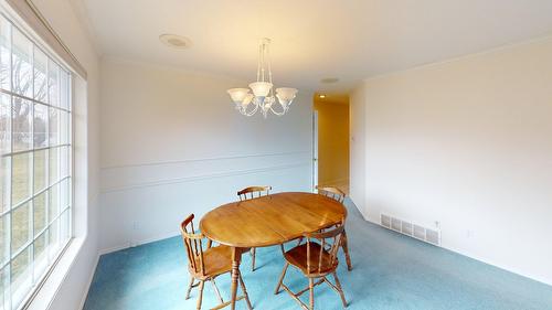 34-1401 Willowbrook Drive, Cranbrook, BC - Indoor Photo Showing Dining Room