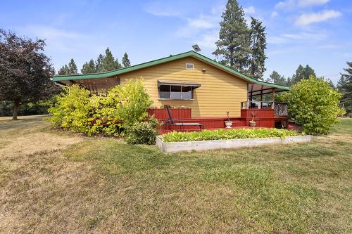 1889 7Th Street, Lister, BC - Outdoor
