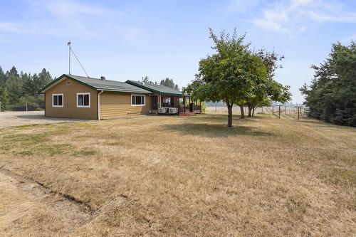 1889 7Th Street, Lister, BC - Outdoor