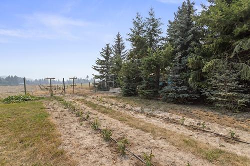 1889 7Th Street, Lister, BC - Outdoor With View