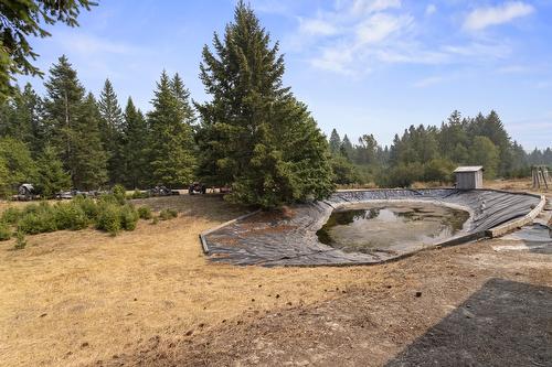 1889 7Th Street, Lister, BC - Outdoor