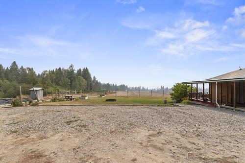 1889 7Th Street, Lister, BC - Outdoor