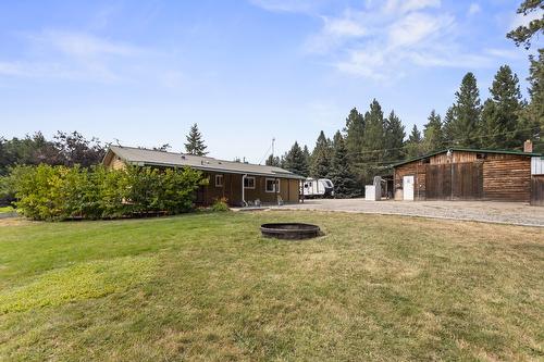 1889 7Th Street, Lister, BC - Outdoor