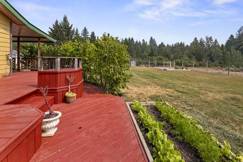 1889 7Th Street, Lister, BC - Outdoor