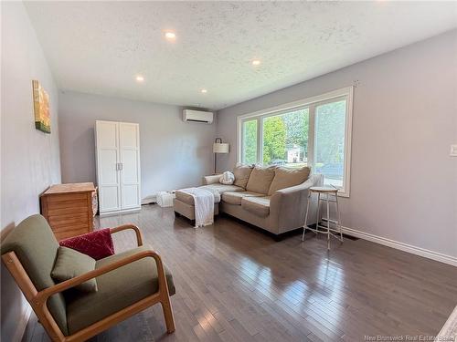67 Wilcox St, Fredericton, NB 