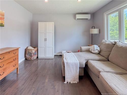 67 Wilcox St, Fredericton, NB 