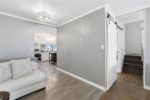 487 Bowman Ave, Winnipeg, MB - Indoor