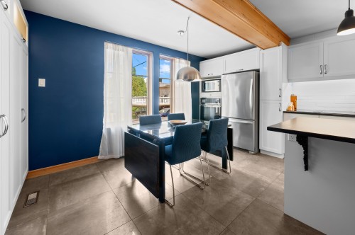 Salle à manger - 2 Rue Lévis, Lévis (Desjardins), QC - Indoor Photo Showing Kitchen