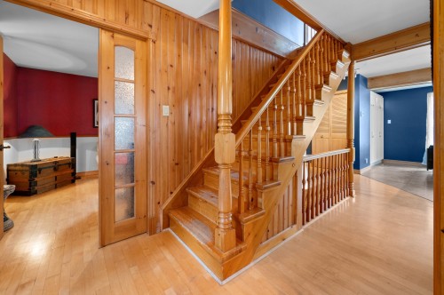 Escalier - 2 Rue Lévis, Lévis (Desjardins), QC - Indoor Photo Showing Other Room