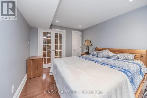1427 Grossi Street, Mississauga, ON - Indoor Photo Showing Bedroom
