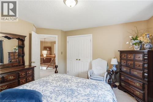 26 Shadetree Crescent, Stoney Creek, ON - Indoor Photo Showing Bedroom