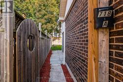718 EDGEWOOD ROAD S Pickering, ON L1V 2Z6