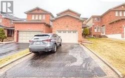 6 ADAMS PARK GATE  Toronto, ON M1C 5A1