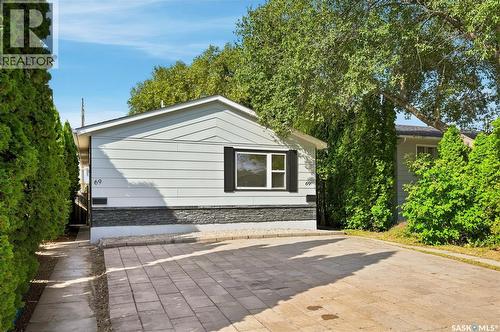 69 Rita Crescent, Saskatoon, SK - Outdoor