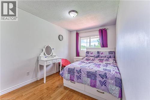98 Monteagle Crescent, Kitchener, ON - Indoor Photo Showing Bedroom