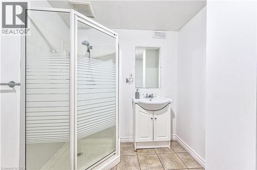 98 Monteagle Crescent, Kitchener, ON - Indoor Photo Showing Bathroom