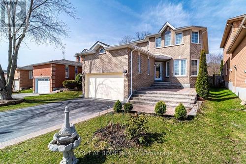 94 WARD DRIVE  Barrie, ON L4N 8A2