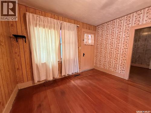 538 Centre Street, Shaunavon, SK - Indoor Photo Showing Other Room