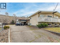 1105 Cactus Road  Kelowna, BC V1X 5N3