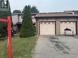23 SCOTTSDALE COURT  Brampton, ON L6W 3R8