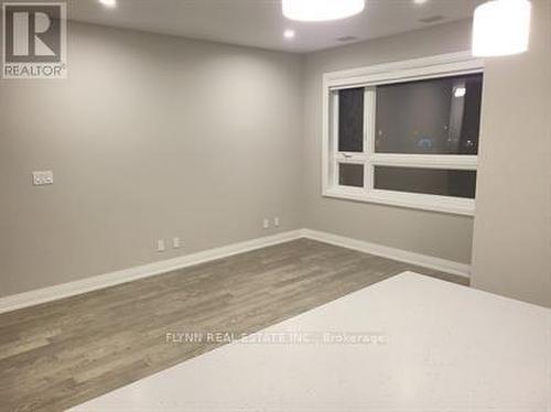 221 - 3265 CARDING MILL TRAIL , Oakville, Ontario L6M 0W6 3