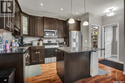 104 Shepherd Crescent, Saskatoon, SK - Indoor Photo Showing Kitchen With Upgraded Kitchen