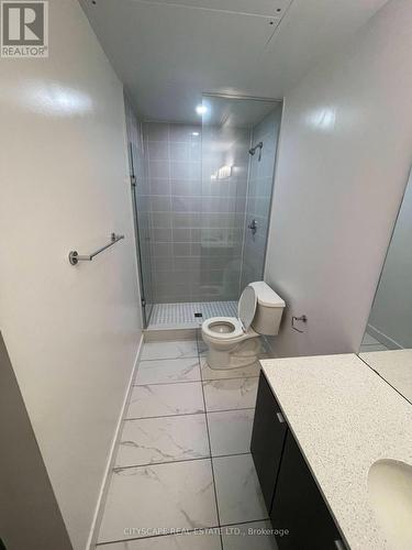 PH09 - 2433 DUFFERIN STREET , Toronto, Ontario M6E 3T3 3