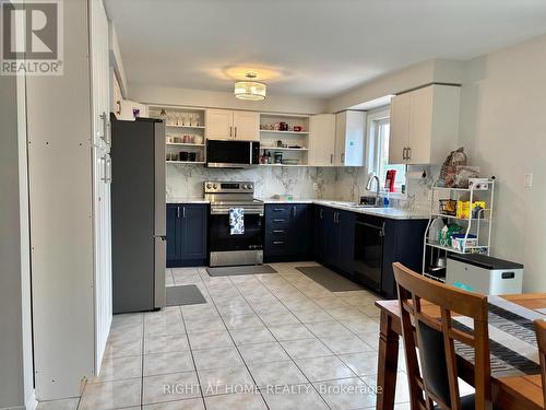 71 Hutton Place, Clarington, ON - Indoor Photo Showing Kitchen