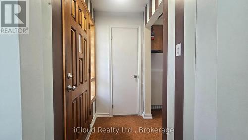 MAIN - 32 FREY CRESCENT , Toronto, Ontario M1R 2C6 2