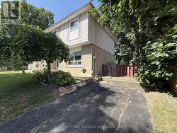 1345 COLONSAY DRIVE  Burlington, ON L7P 2T6